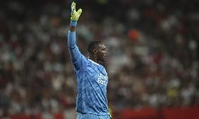 开云体育官网-结束20年职业生涯！队报：40岁前法国国门曼丹达已决定退役