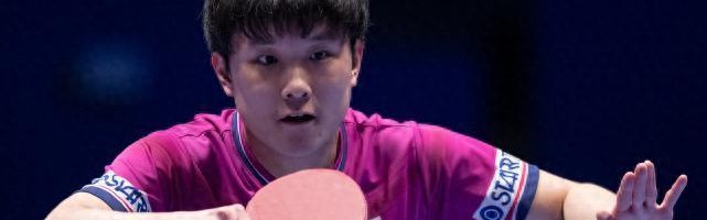 0-2到3-2！梁靖崑史诗般逆转，王楚钦拿2分，国乒晋级决赛战日本