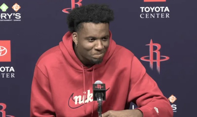 卡佩拉采访全文：进三分很激动，此前球队会议让我们反弹