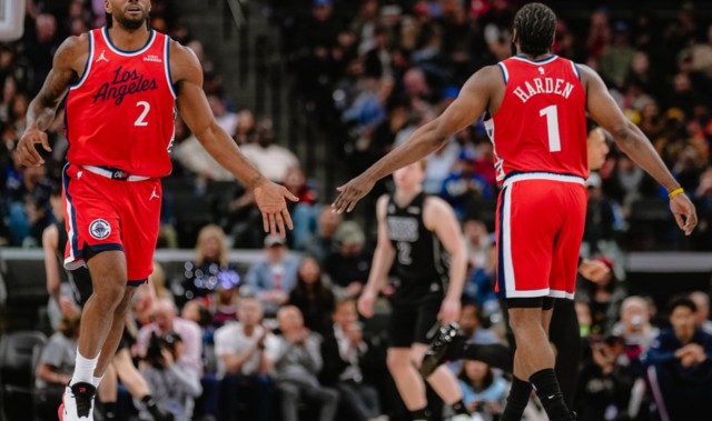 开云体育官网-卢盛赞哈登扛起球队！快船距前六仅4.5胜场 官方晒8数据力挺登哥