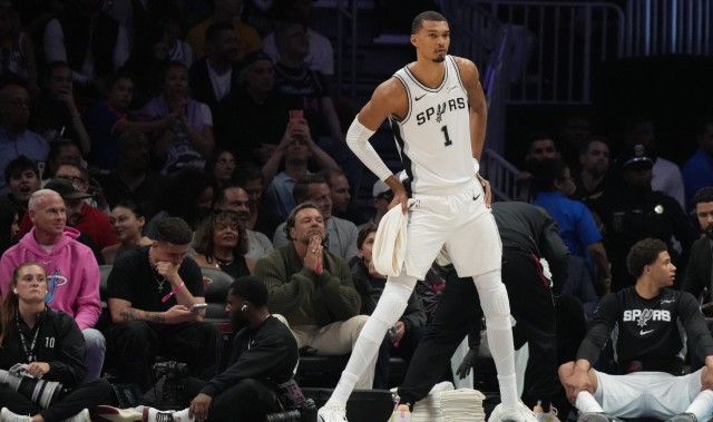 开云Kaiyun官网入口-27投赛季新高！文班：我有意为之 要提升进攻水平&amp;同时不牺牲防守