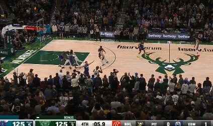 开云体育-中国官网登录入口-精妙战术助字母哥准绝杀 雄鹿八连胜杀回东部前列