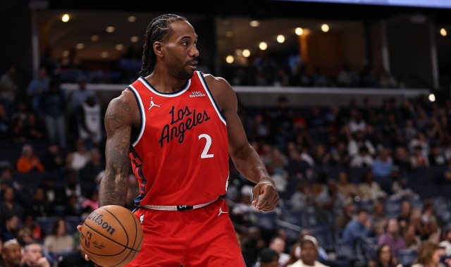 开云Kaiyun官网入口-不要有大事呀！小卡两次受伤&amp;末节伤退  出战26分钟砍31分6板2断