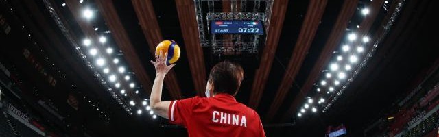 郎平正式告别中国女排 八年执教竭尽全力成就辉煌