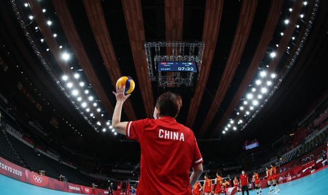 郎平正式告别中国女排 八年执教竭尽全力成就辉煌