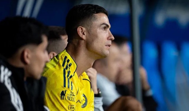 开云体育官网-沙特体育：C罗腿筋有些许伤势，会和利雅得胜利沟通是否出战