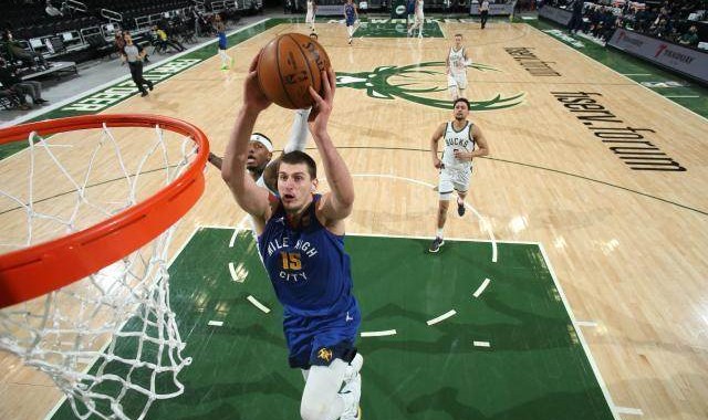 开云体育-中国官网登录入口-官方MVP榜：约基奇登顶榜首 哈登无缘前五