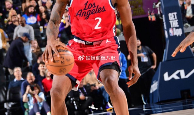 开云体育-中国官网登录入口-莱昂纳德复出再赢德比！26分钟轰24分5板4助 连续23场20+创新高|小卡|考瓦伊·莱昂纳德|快船|迈尔斯-莱昂纳德|科怀-伦纳德_新浪体育_新浪新闻